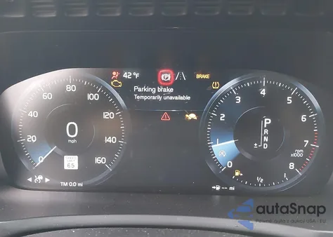 2017 Volvo Xc90 T6 Momentum from USA, damaged, VIN YV4A22PK6H1187801